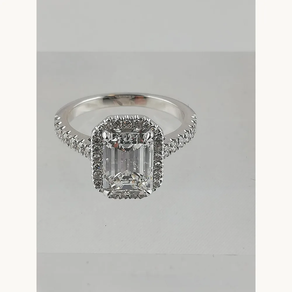 Bague diamant à vendre à Saint-Tropez